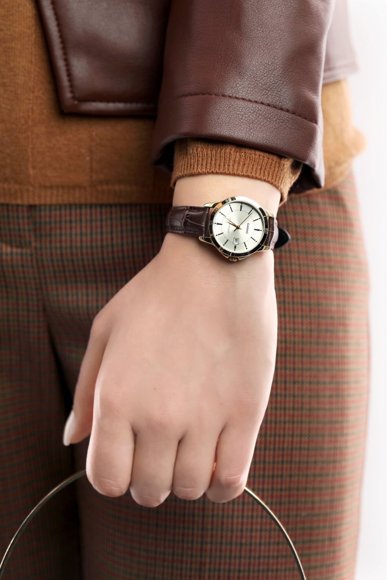 Đồng hồ nữ dây da Casio Anh Khuê LTP-V004GL-9AUDF