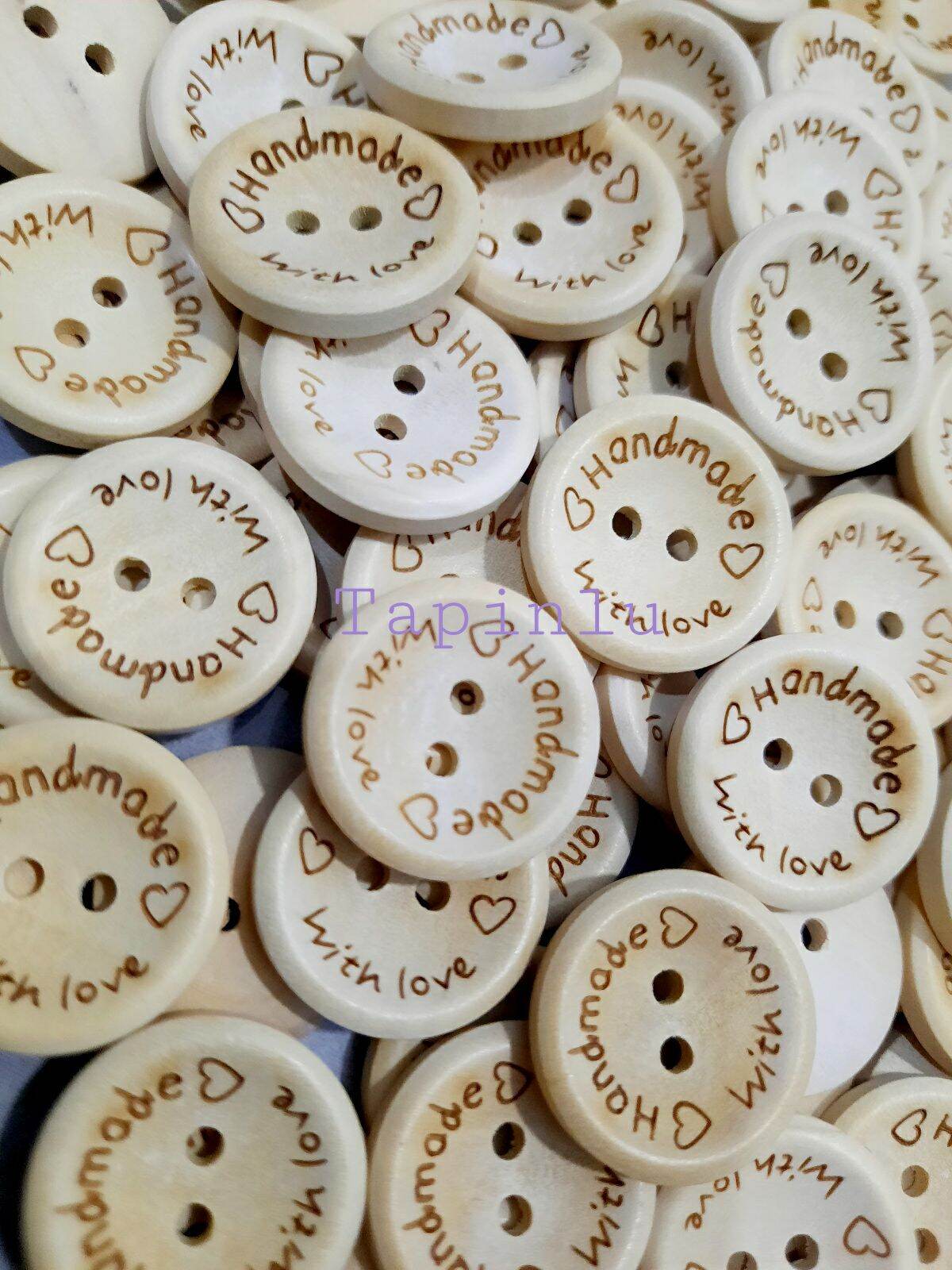 Set 5 Khuy áo, Nút gỗ 2 lỗ khắc chữ handmade