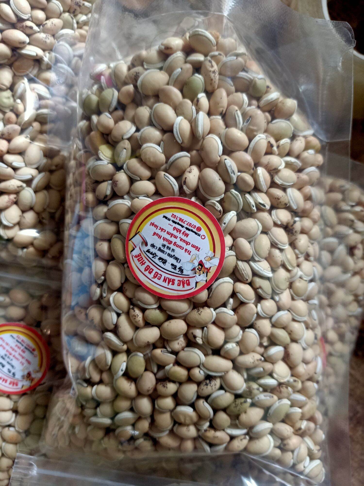 Đậu ván khô dùng nấu chè