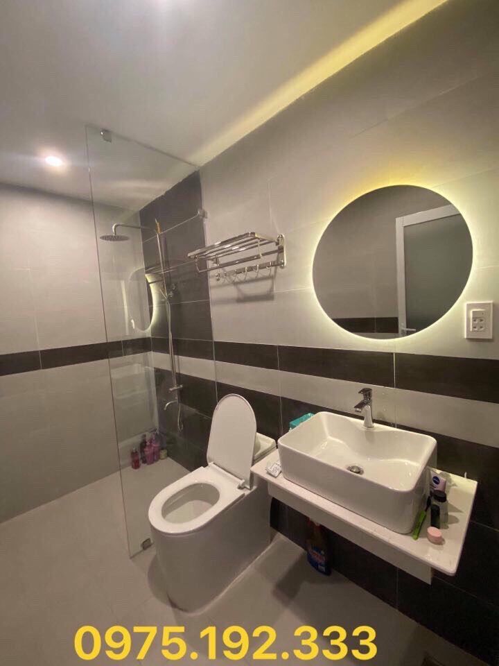 Chậu lavabo sứ rửa mặt cao cấp Mission ( loại chữ nhật đặt bàn)