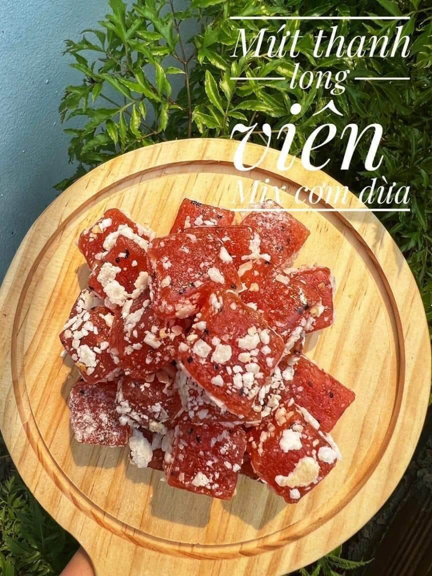 Mứt thanh long cơm dừa hoa tuyết 500g
