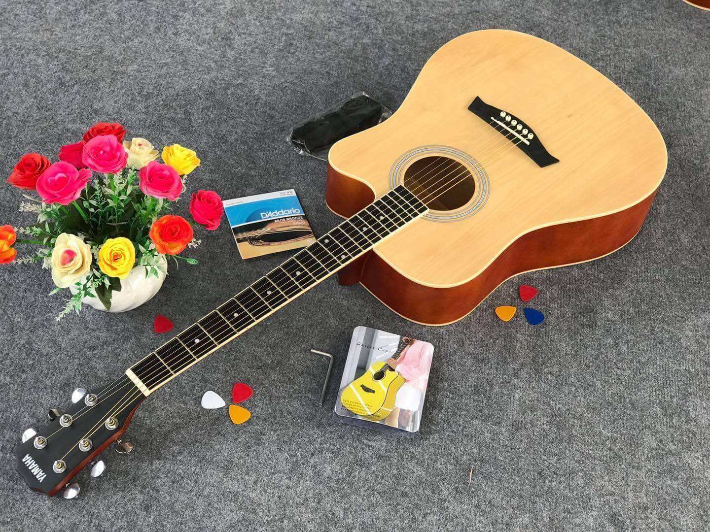 Xả kho bán giá gốc mẫu guitar yamaha fx 100 gỗ nhập khẩu cao cấp bảo hành 2 năm tặng kèm quà tặng