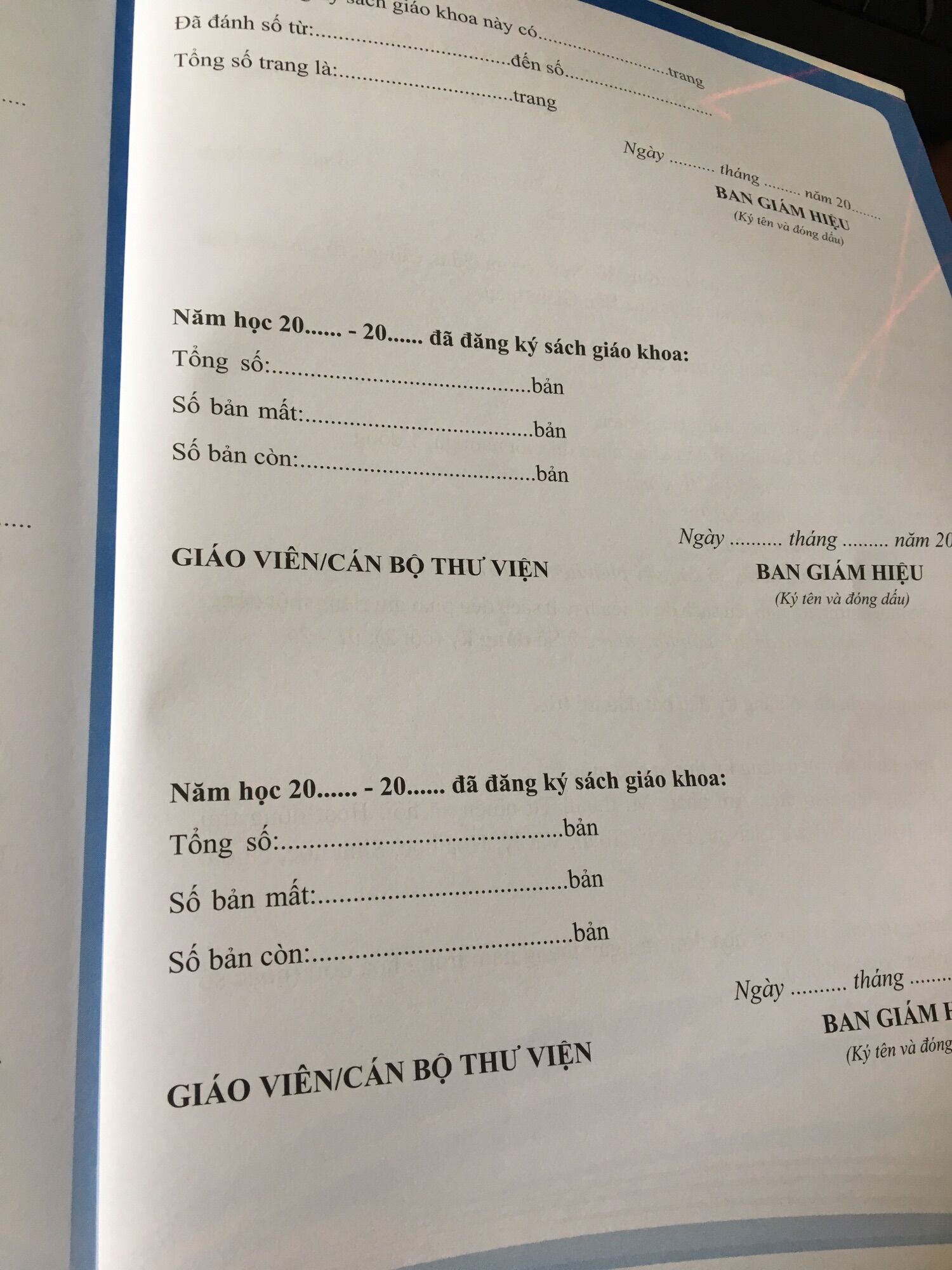 Sổ đăng kí sách giáo khoa ( Mẫu mới )