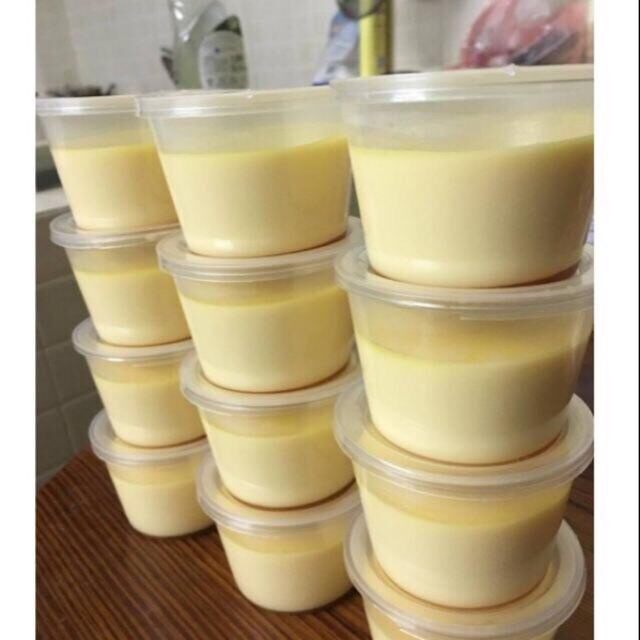 50 cốc đựng caramen kèm nắp ( tròn, tim)