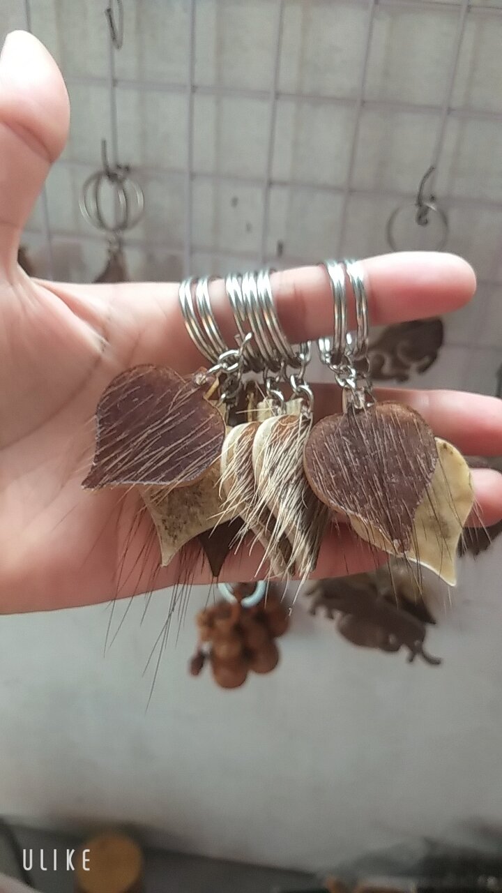Móc khóa da trâu hình lá bồ đề
