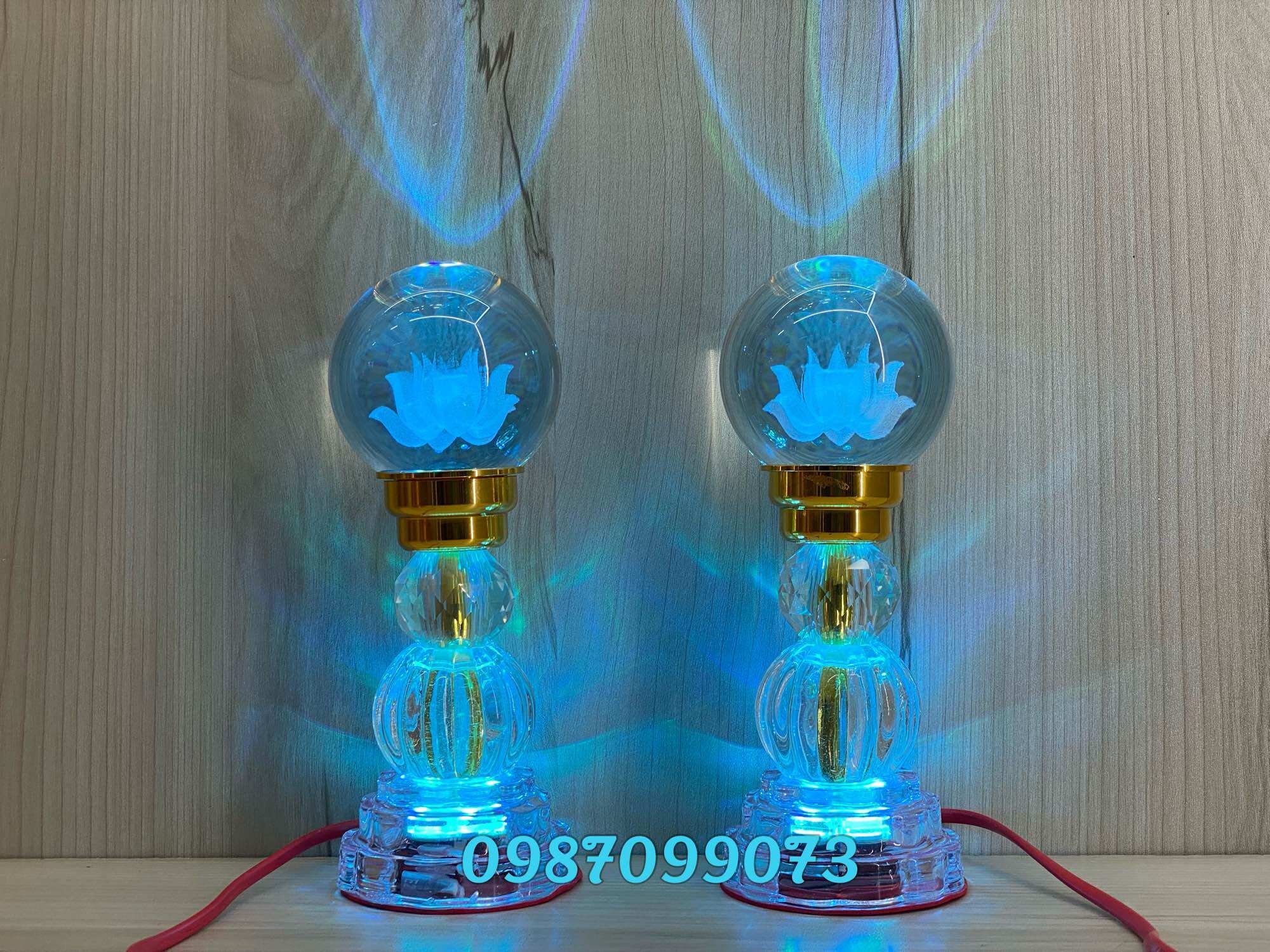 Cặp đèn thờ quả cầu pha lê hoa sen 3d đổi màu