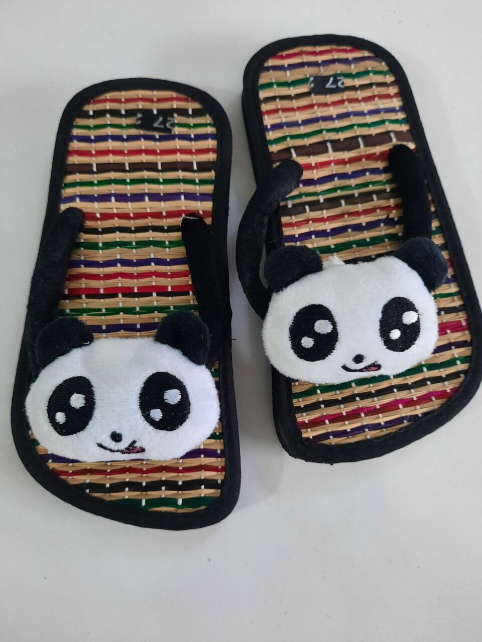 Children's Slippers with Pet Attachments (All Sizes)