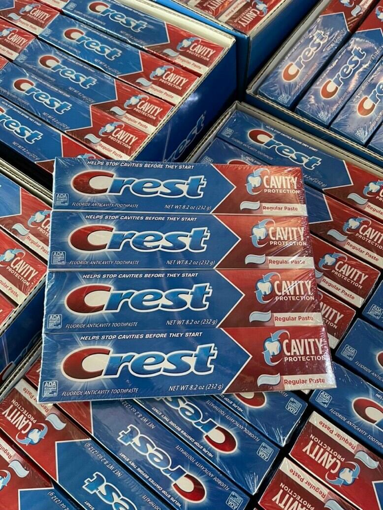 KEM ĐÁNH RĂNG CREST 3D WHITE TOOTHPASTE 147Gr
