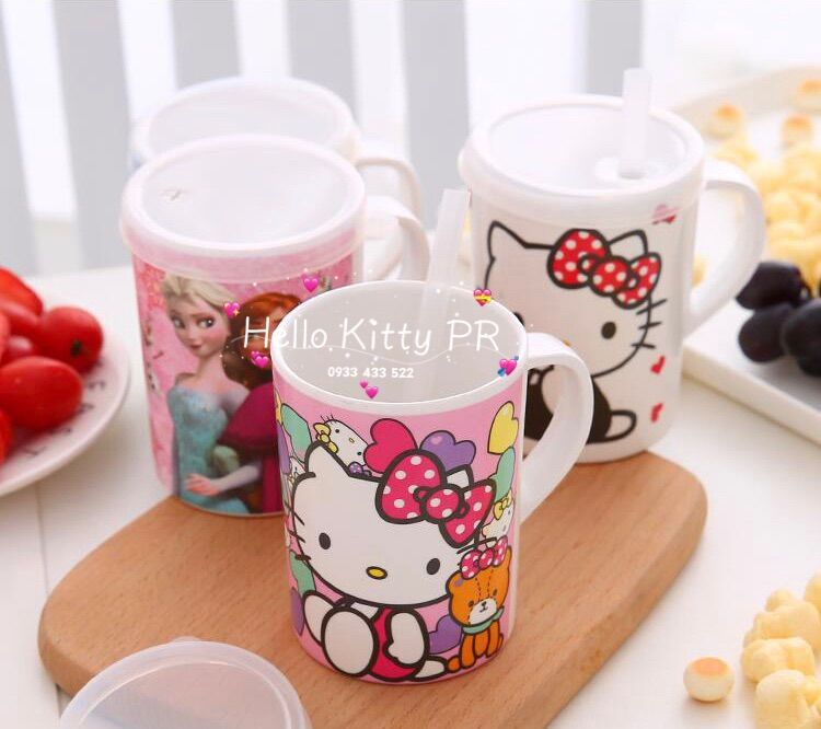 Ly nhựa melamine có nắp Hello Kitty - Doremon