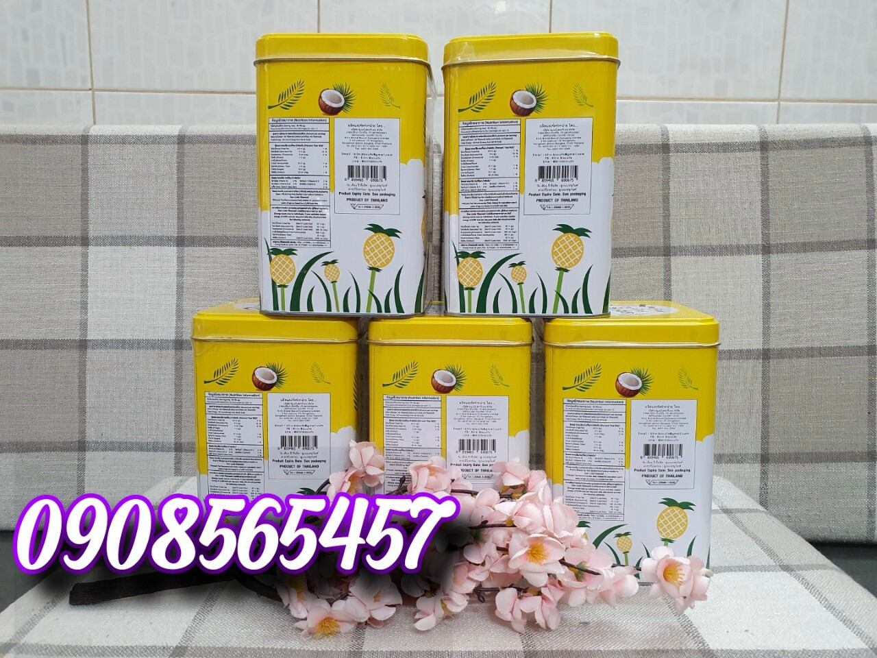 BÁNH QUY HOA MAI NHÂN MỨT DỨA THÁI LAN (hộp thiếc 400g)
