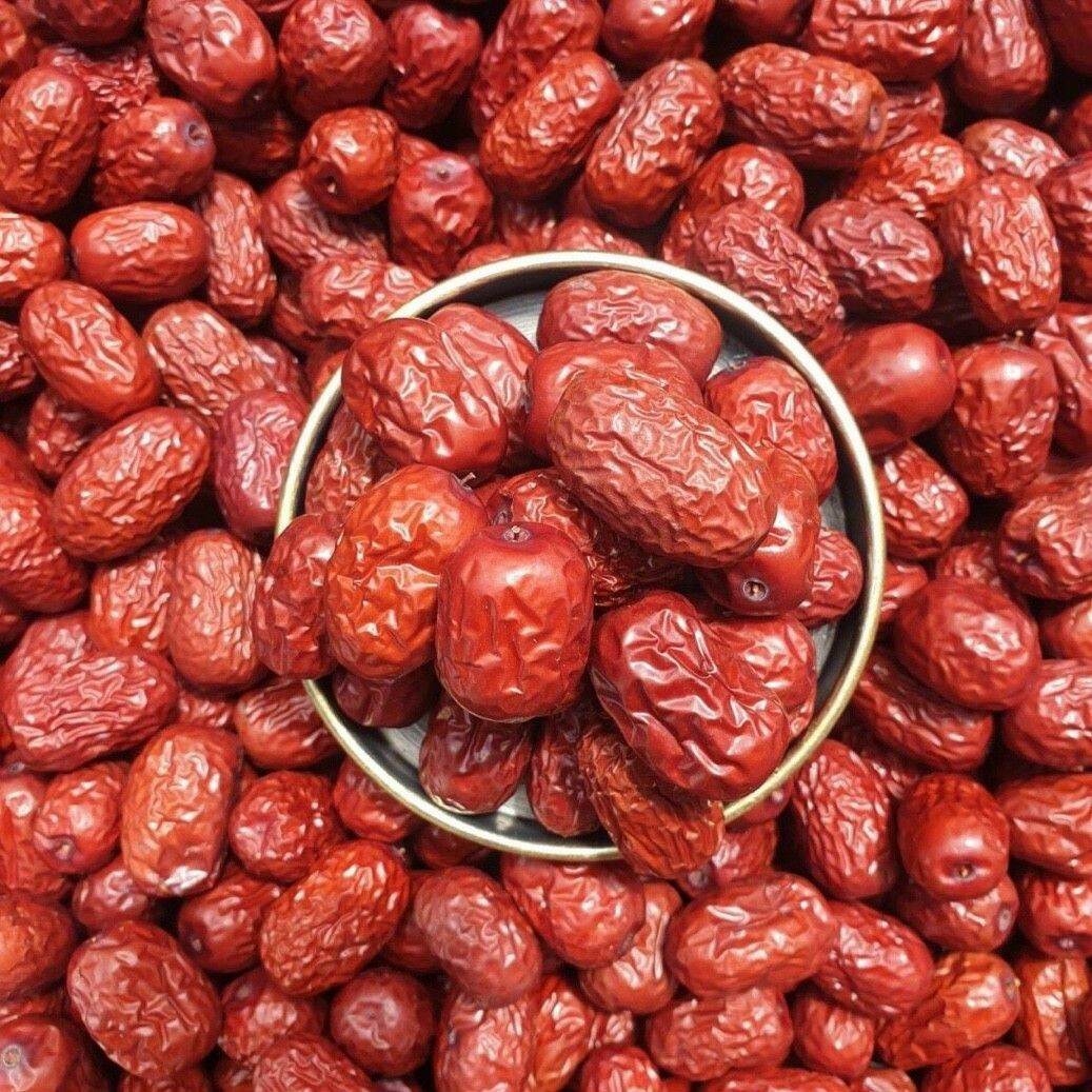 Táo đỏ tân cương trái nhỏ 400gram loại ngon ngọt dày thịt