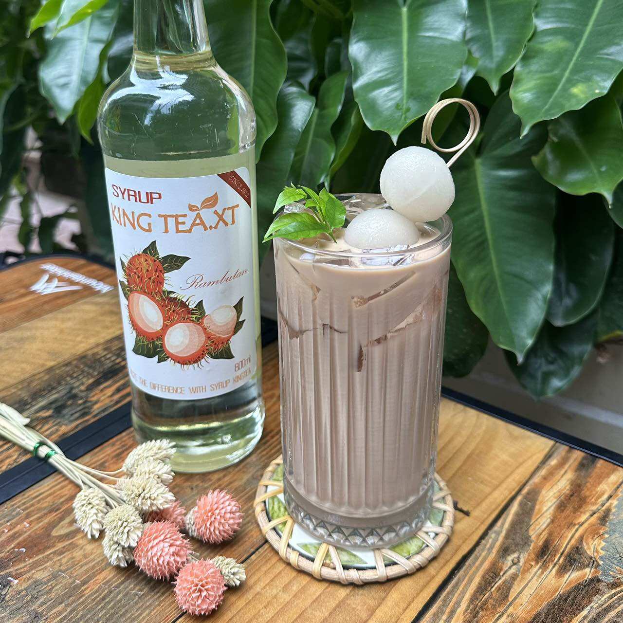 Syrup Chôm Chôm Pha Chế (Syrup Rambutan)KingTea.XT- Chai Thủy Tinh 800ml