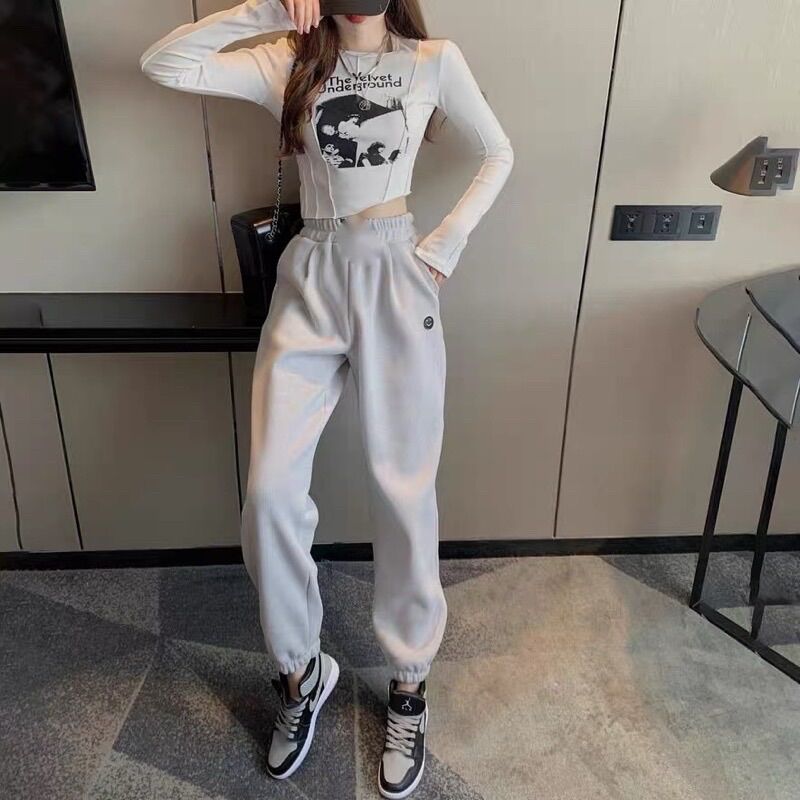 Quần bom mặt cười tròn chất da cá đẹp dáng bom xinh