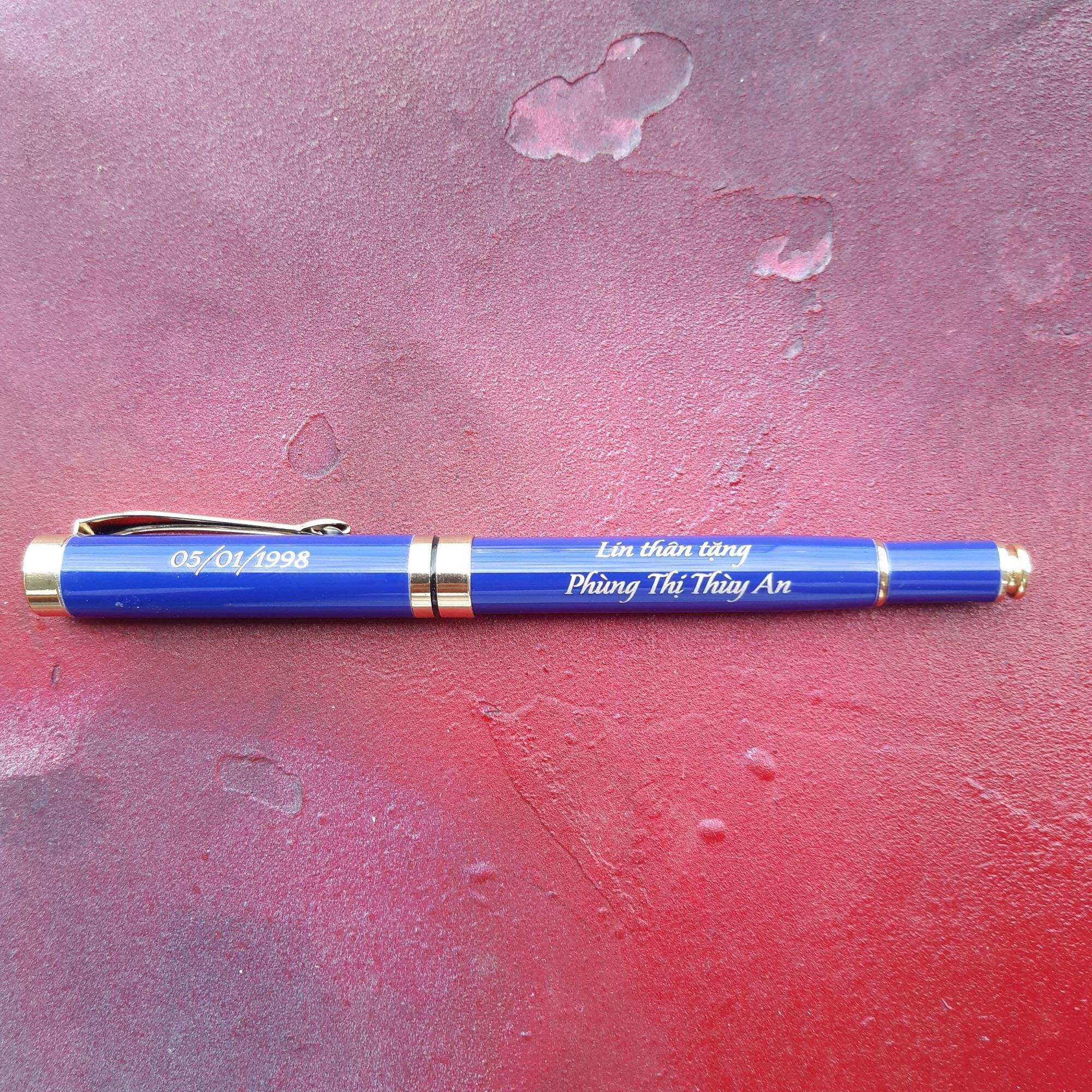 Bút Bi/Bút Ký Khắc Tên BYL-004 Vỏ Xanh hoặc vỏ đen/Bút mực gel BYL