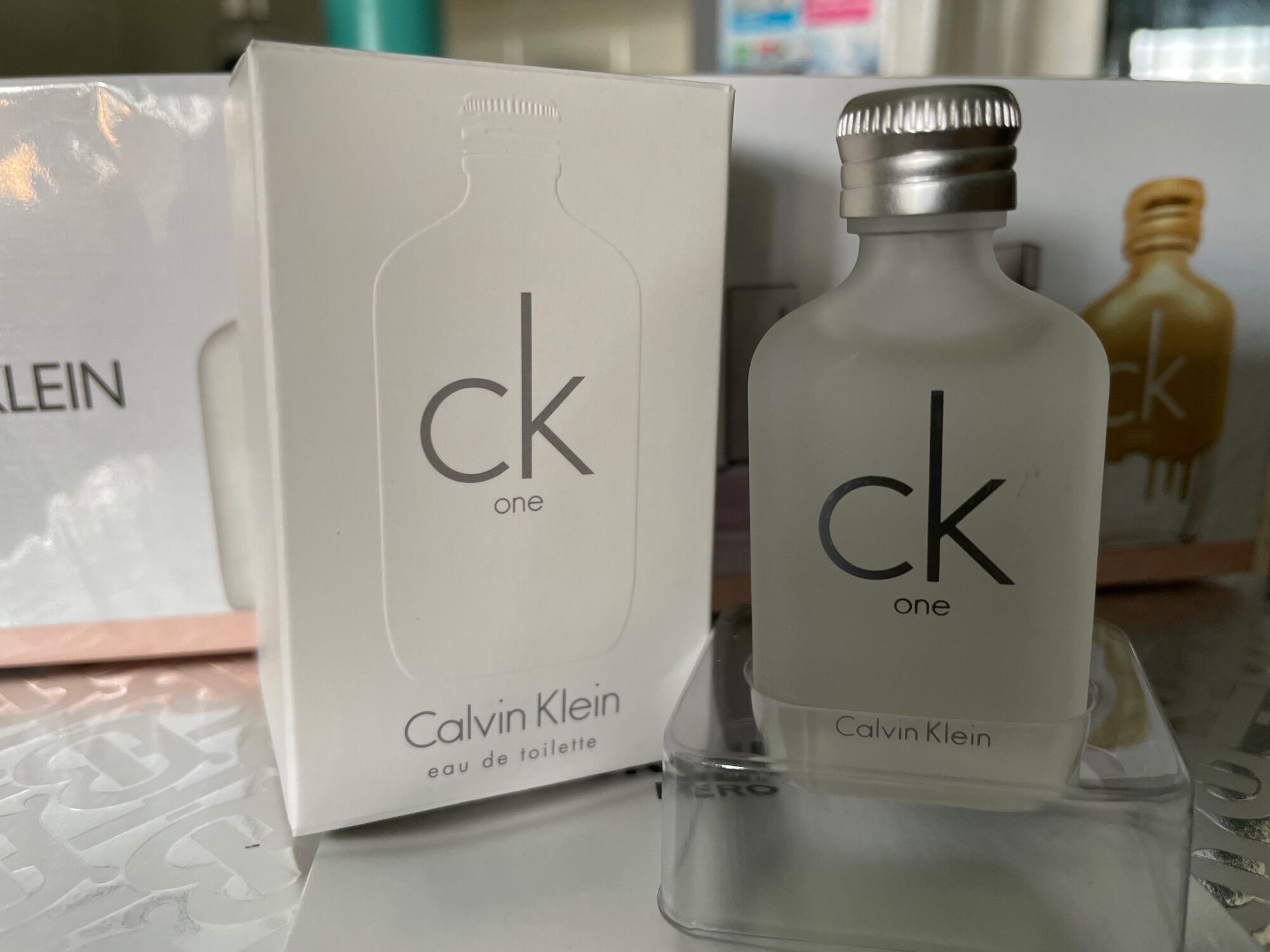 Nước hoa mini calvin klein xách tay từ Singapore