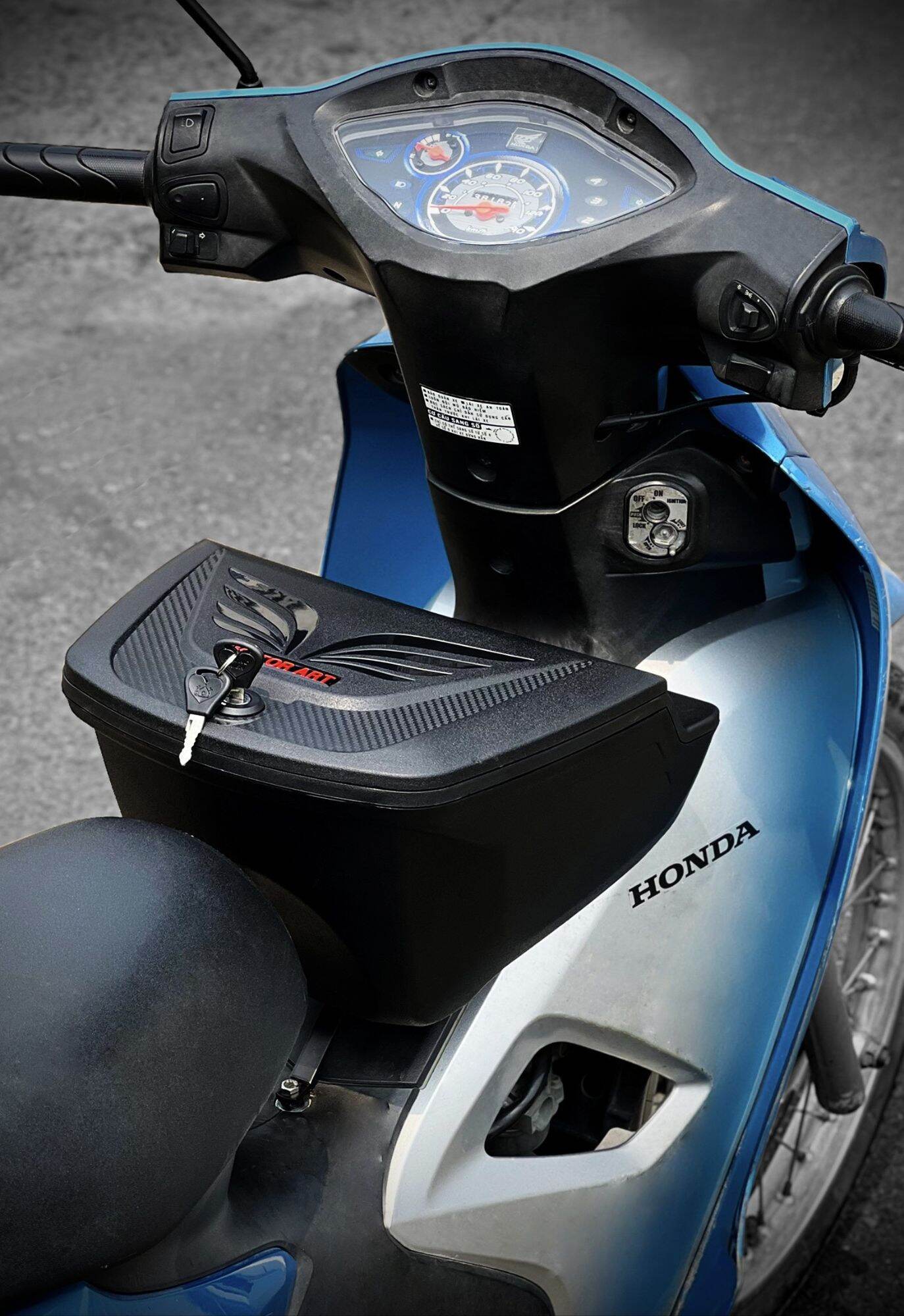 Thùng Đồ Trước : Wave A , S ,Rs , Rsx 110