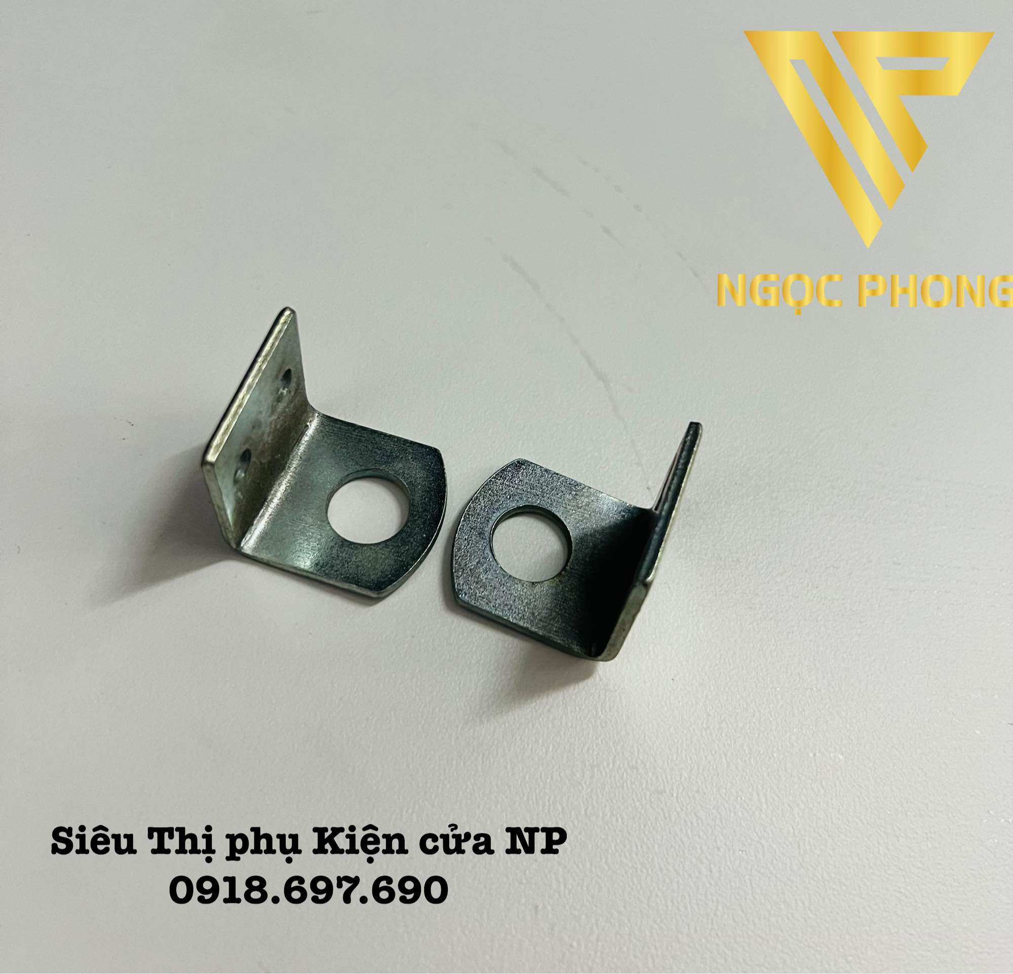 Bát móc cửa - bát móc ổ khoá