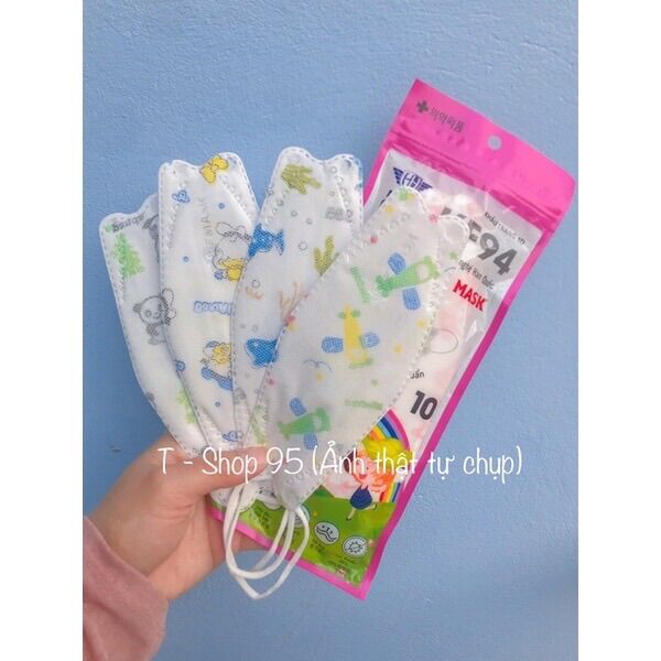 1 GÓI 10 CHIẾC KHẨU TRANG TRẺ EM KF94 SIZE 4-12 TUỔI