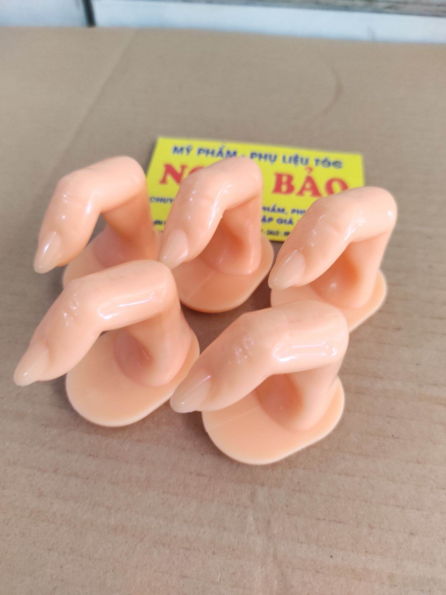Ngón tay giả tập sơn nail 1 cái
