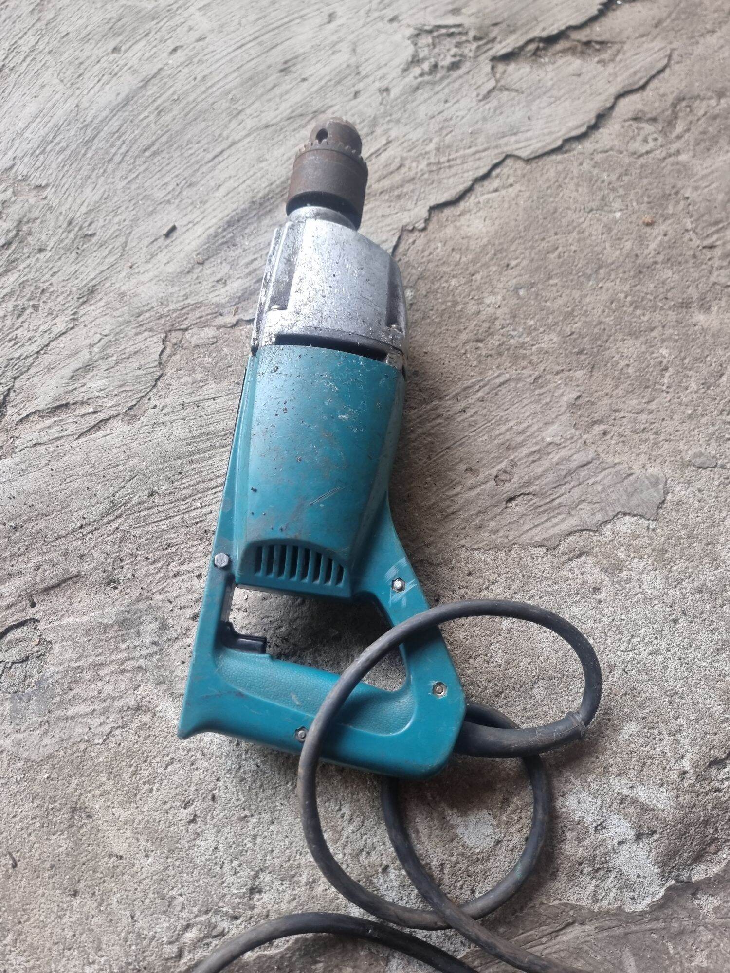 máy khoan 13ly hàng bãi nhật sử dụng điện 100v