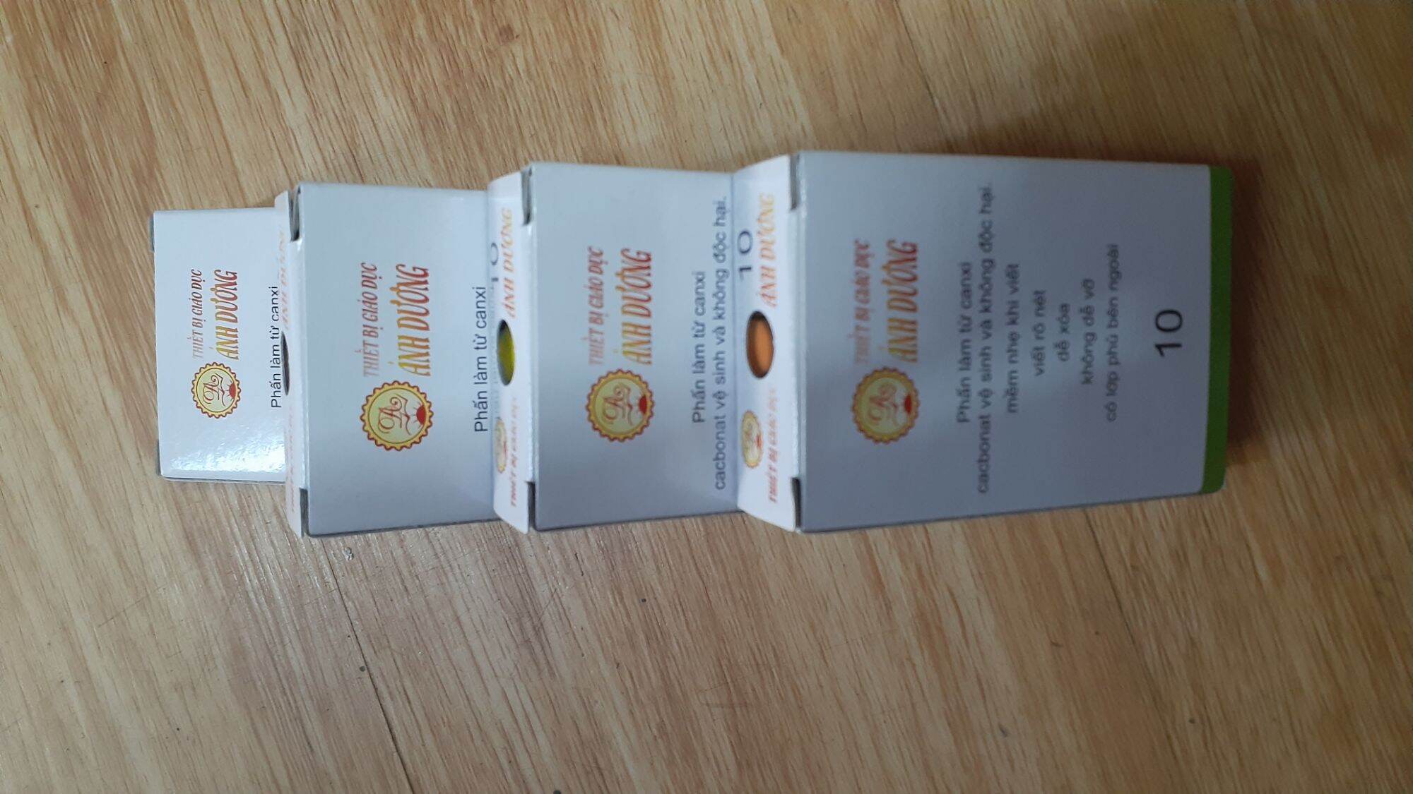 Phấn sạch canxi Ánh Dương trắng và màu