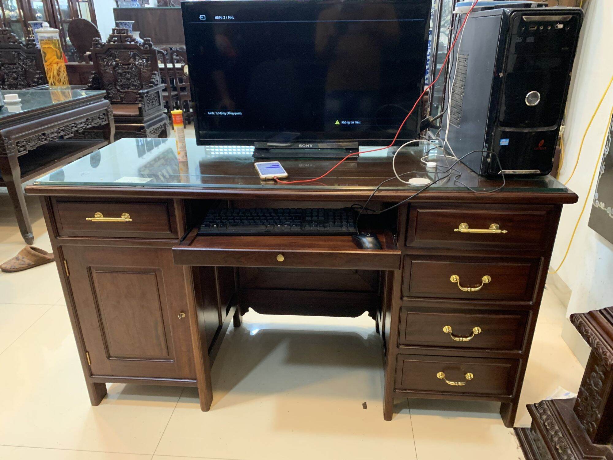 Bàn làm việc gỗ gụ 147x60x80cm