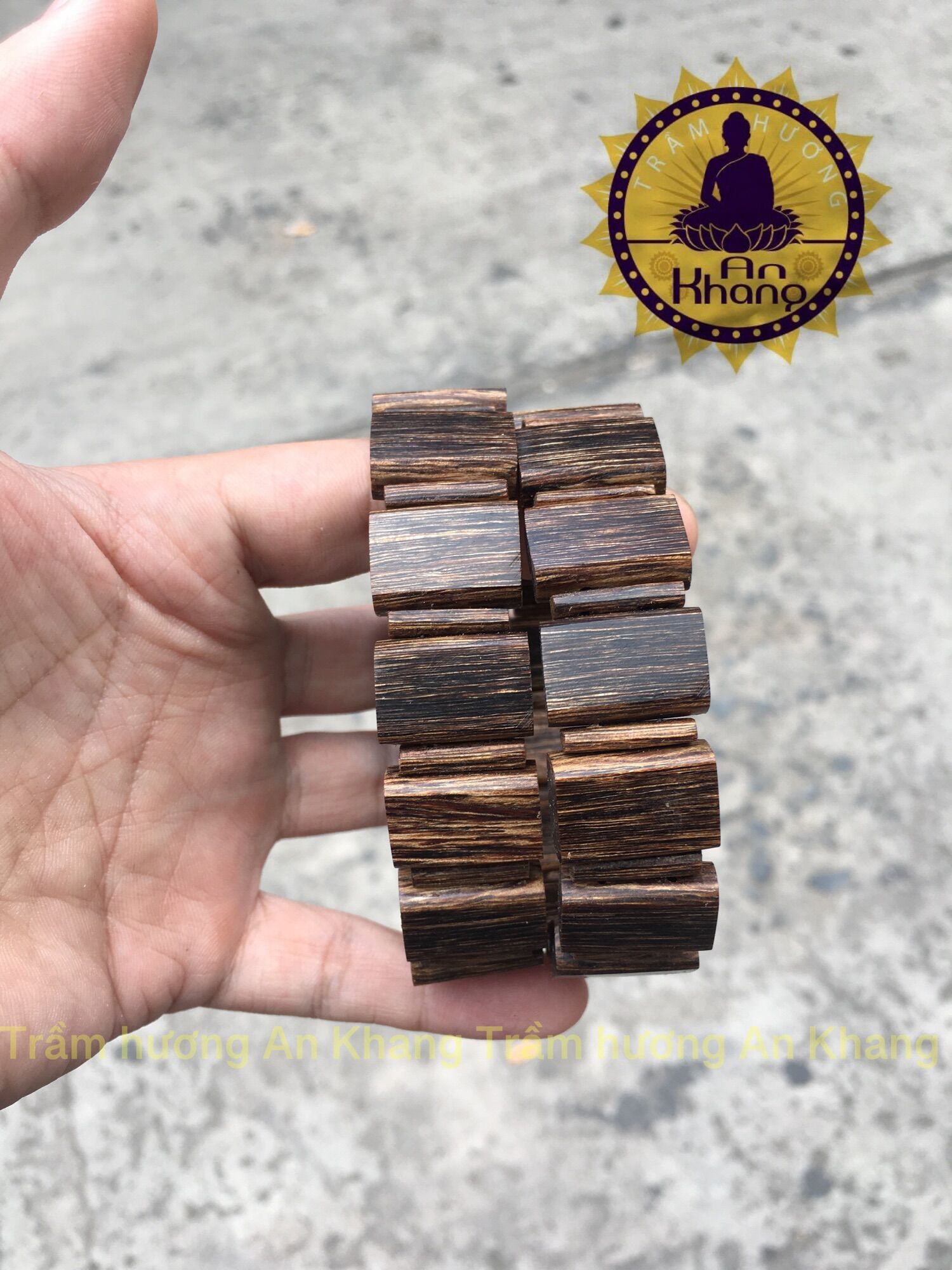 Lách vuông trầm sánh chìm cao cấp