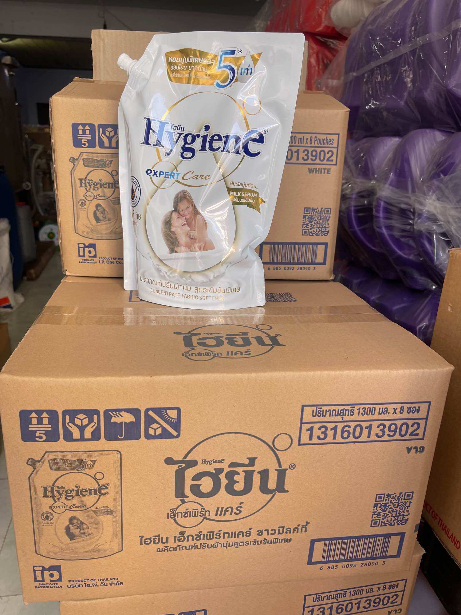 Combo thùng 8 túi nước xả vải hygiene 1300ml