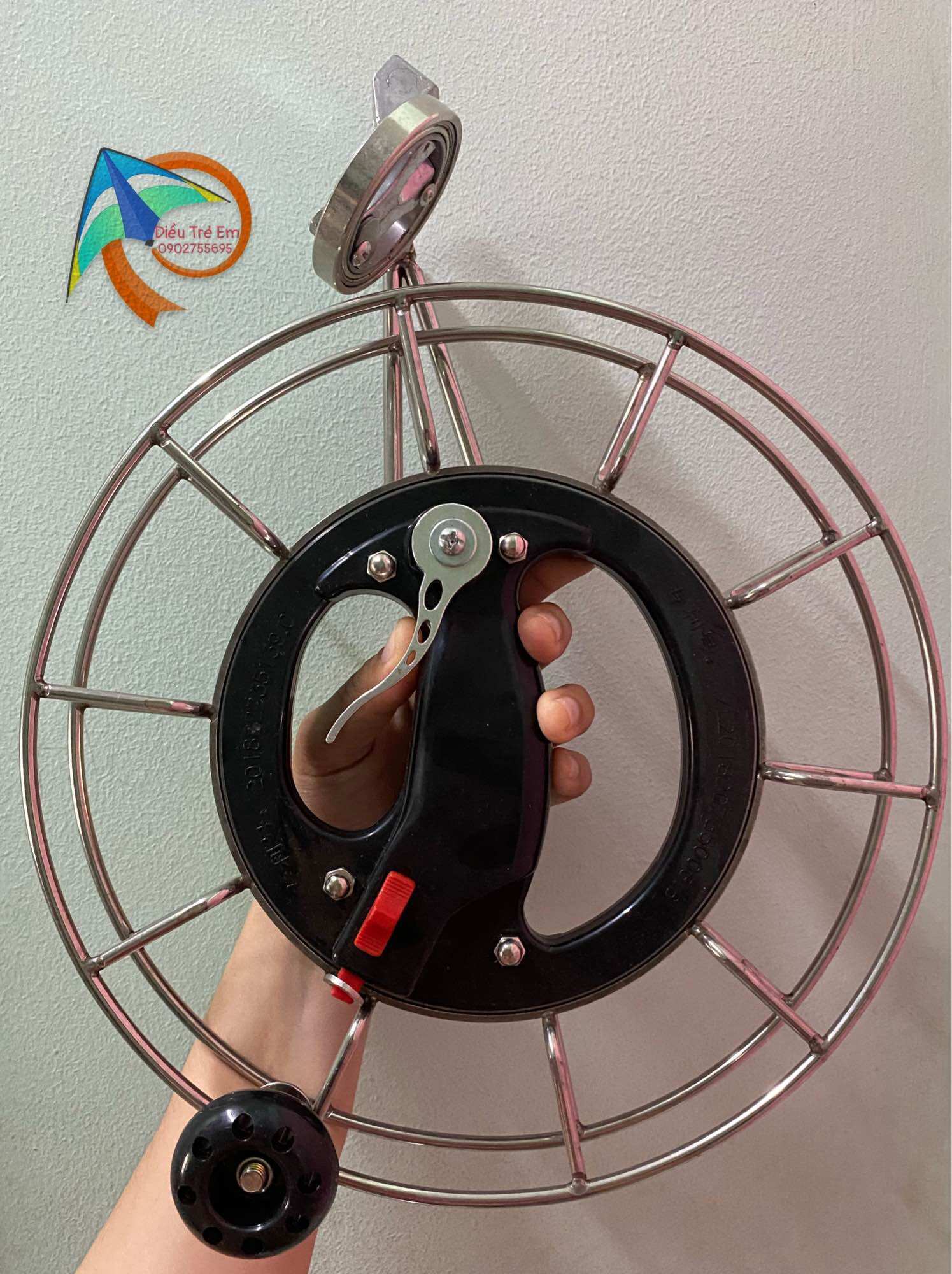 {2024 HOT} Phụ Kiện Diều - Tay quay inox có thắng (tay quay,diều 3d, diều giá rẻ, diều độc lạ, diều đẹp, diều máy bay chiến đấu, diều đại trà, diều delta, diều khổng lồ, diều bướm, Stitch, diều cá mập, diều rắn)