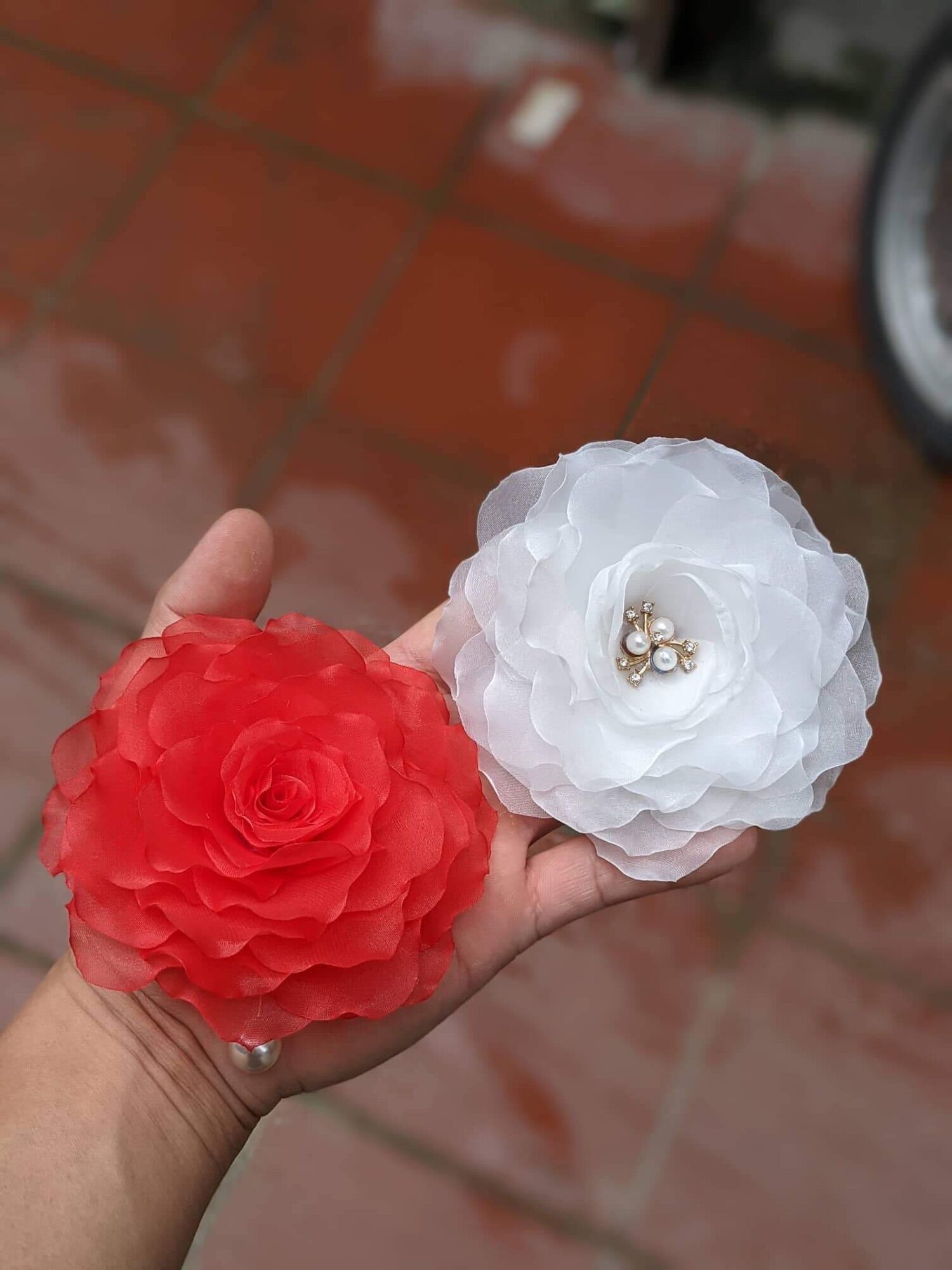 [Hàng thiết kế] CÀI ÁO HOA TRÀ - VẢI VOAN