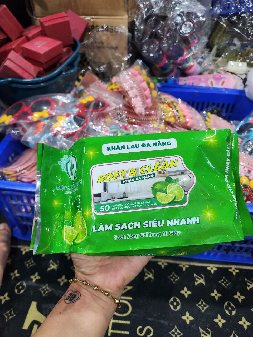 Khăn ướt lau bếp đa năng