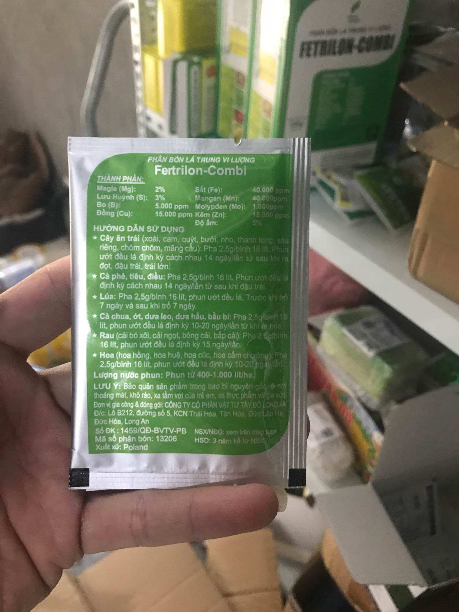 Phân bón lá trung vi lượng Fetrilon-Combi (gói 2,5gr) nhập khẩu Đức