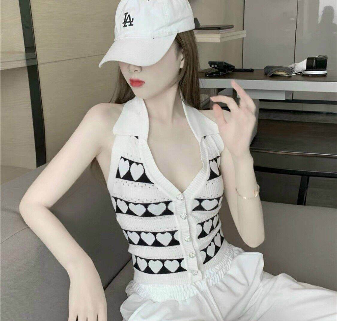 Áo croptop cổ bẻ