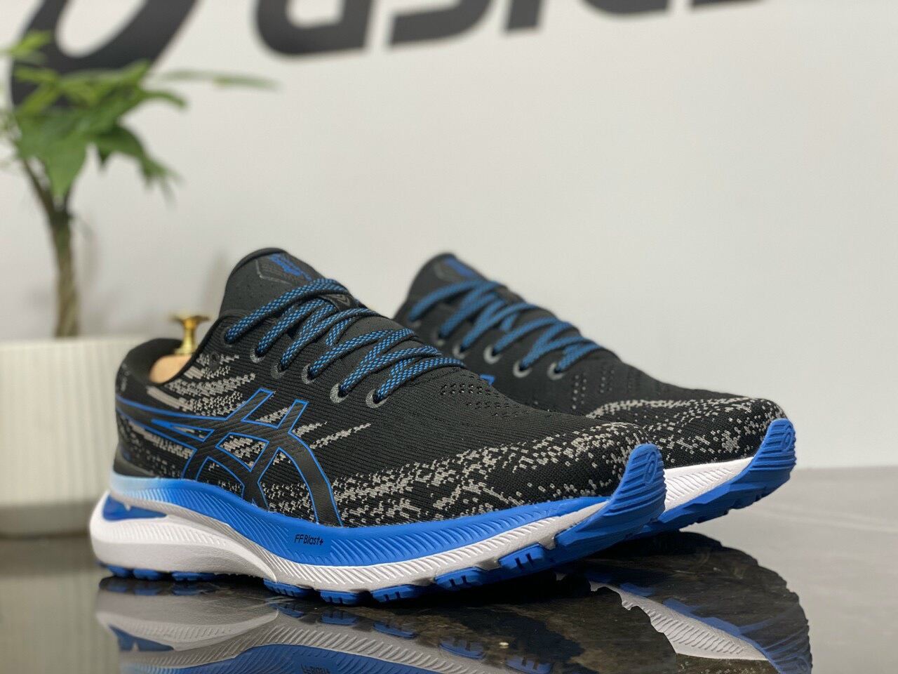 Hàng XịnGiày Thể Thao Asics kayano 29
