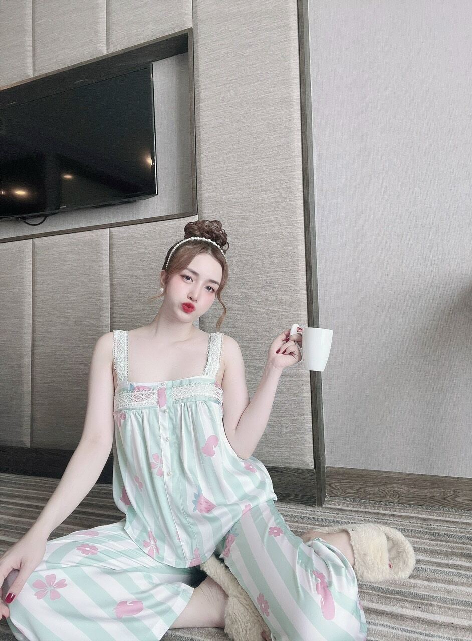 Bộ lụa mặc nhà siêu xinh