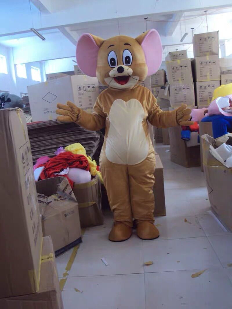Mascot chuột và mèo