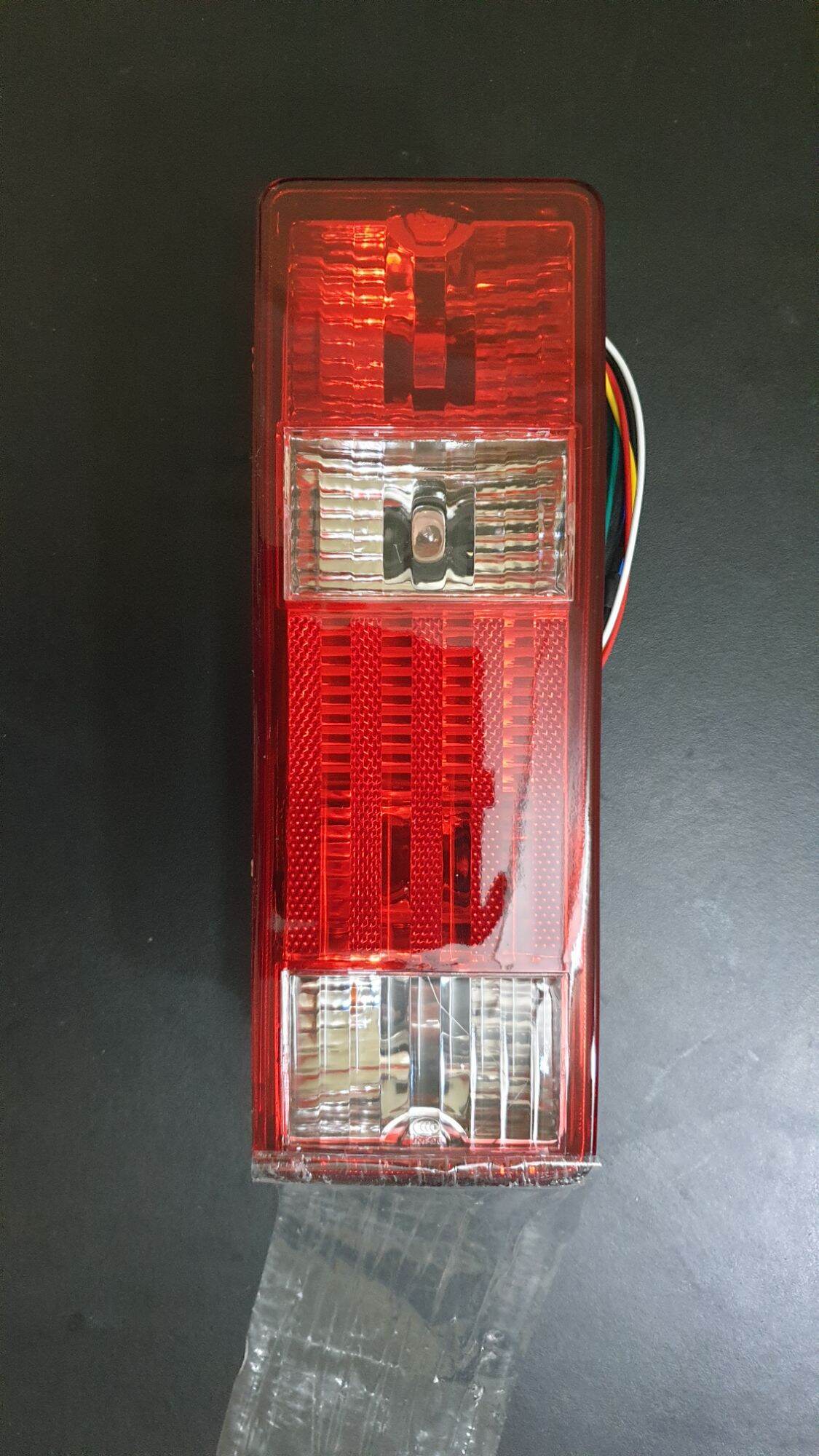 Đèn hậu Tera 100, Sym T880, Veam Chana