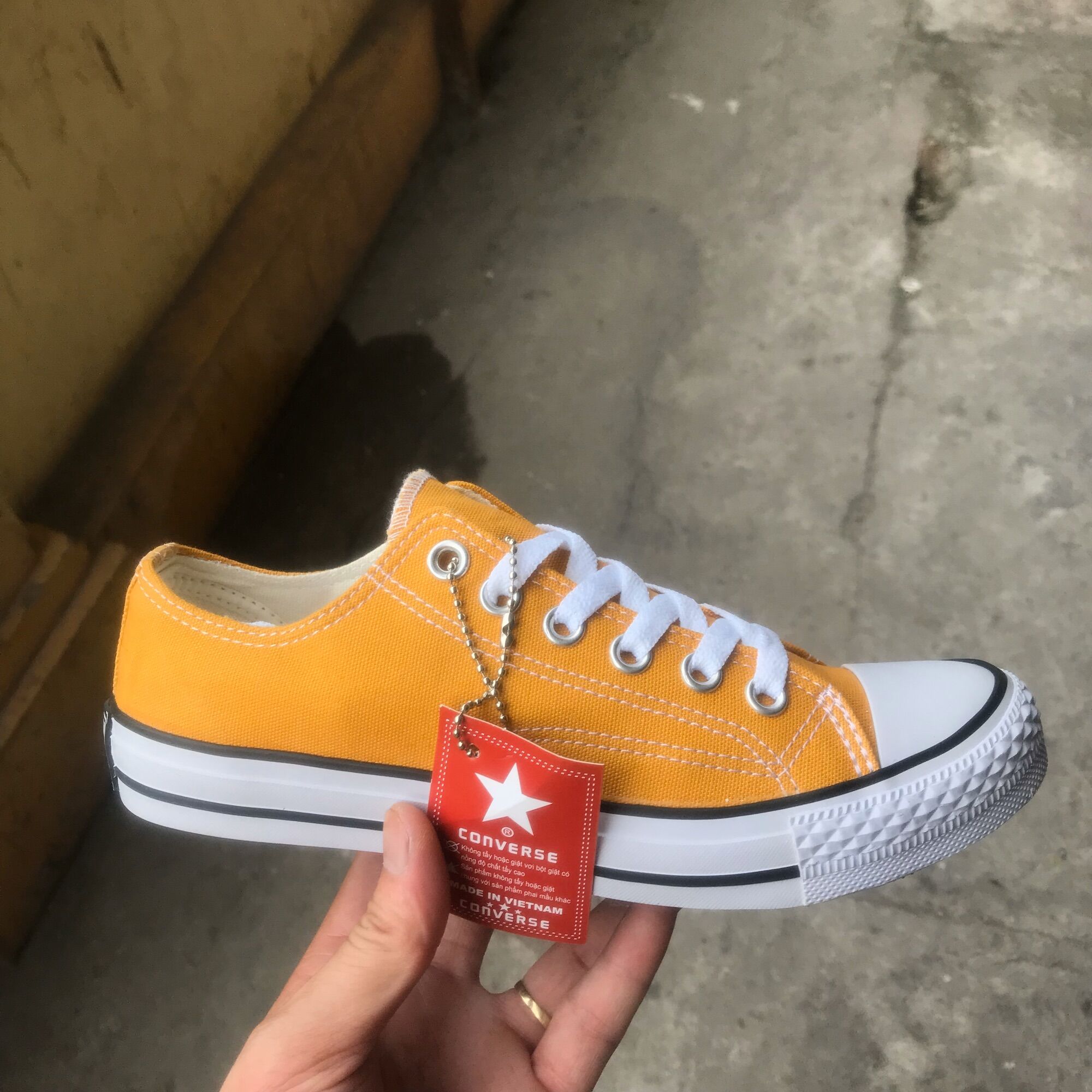 Giày Converse 1970s Vàng thấp cổ