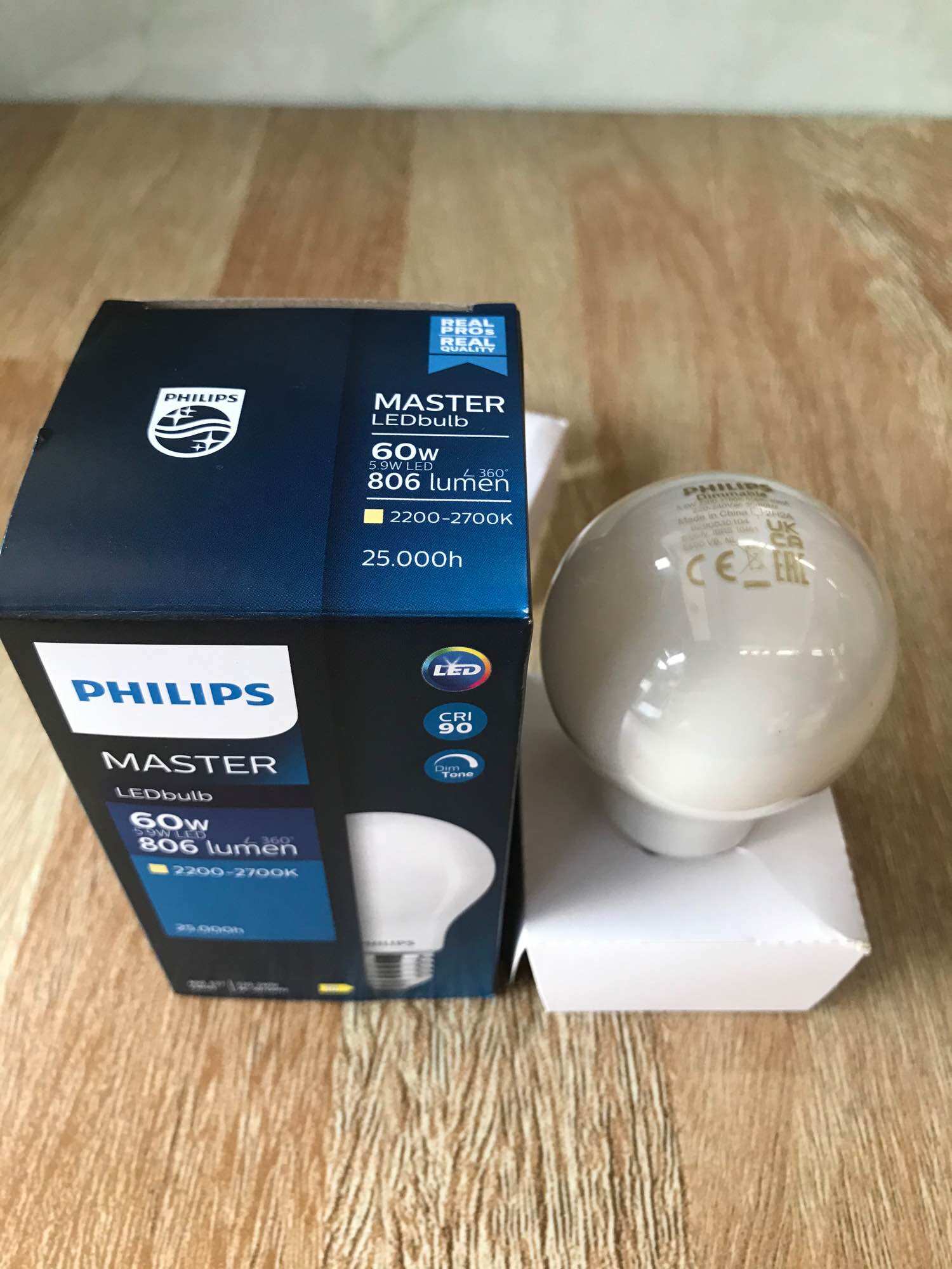 Dim to warm - Bóng Master LED Philips Dimmable 5.9W |Philips chính hãng|