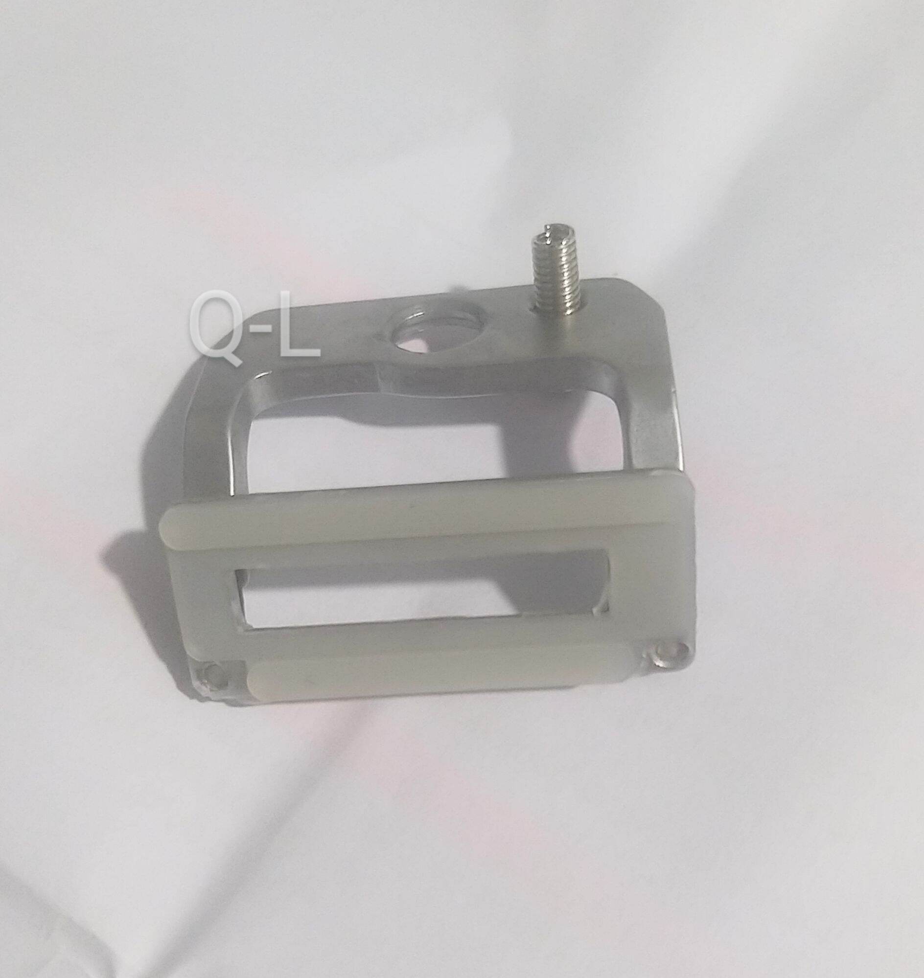 Chân Vịt Thùa Khuy Bằng LBH-771