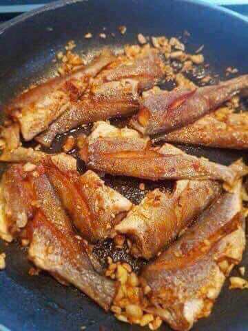 0.5kg Can Gio 1-Sun-Dried Croaker Fish 14-16 Fish/1Kg (Express Delivery Within 2 Hours in Hcmc)