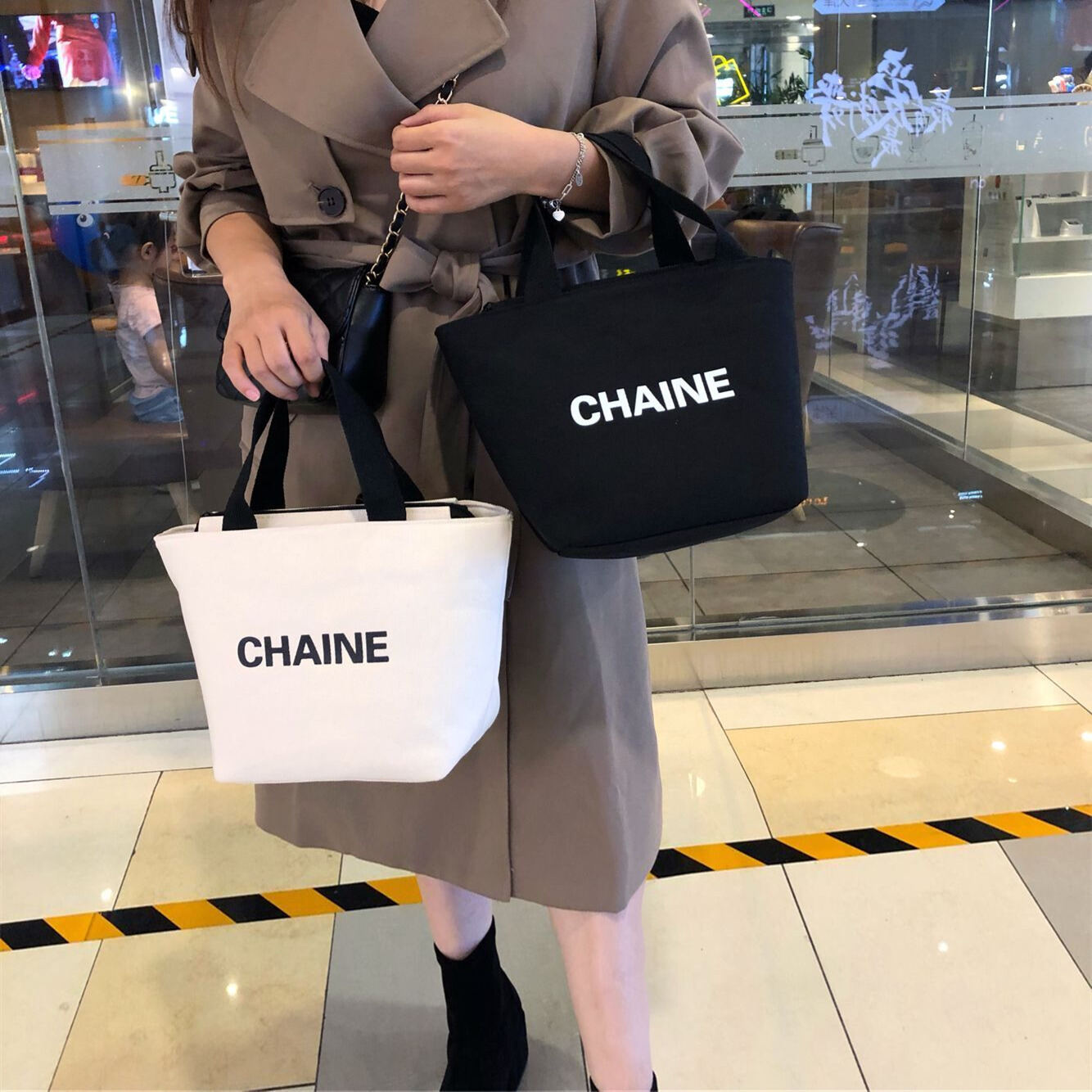 Bóp Đựng Mỹ Phẩm Chanel  Size nhỏ Bóp dạng mềm thiết kế sang trọng đẹp  mắt chất liệu bền đẹp chống thấm nước