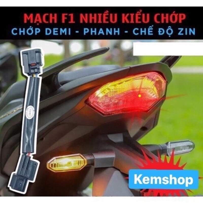 Zắc cắm nháy hậu winner X