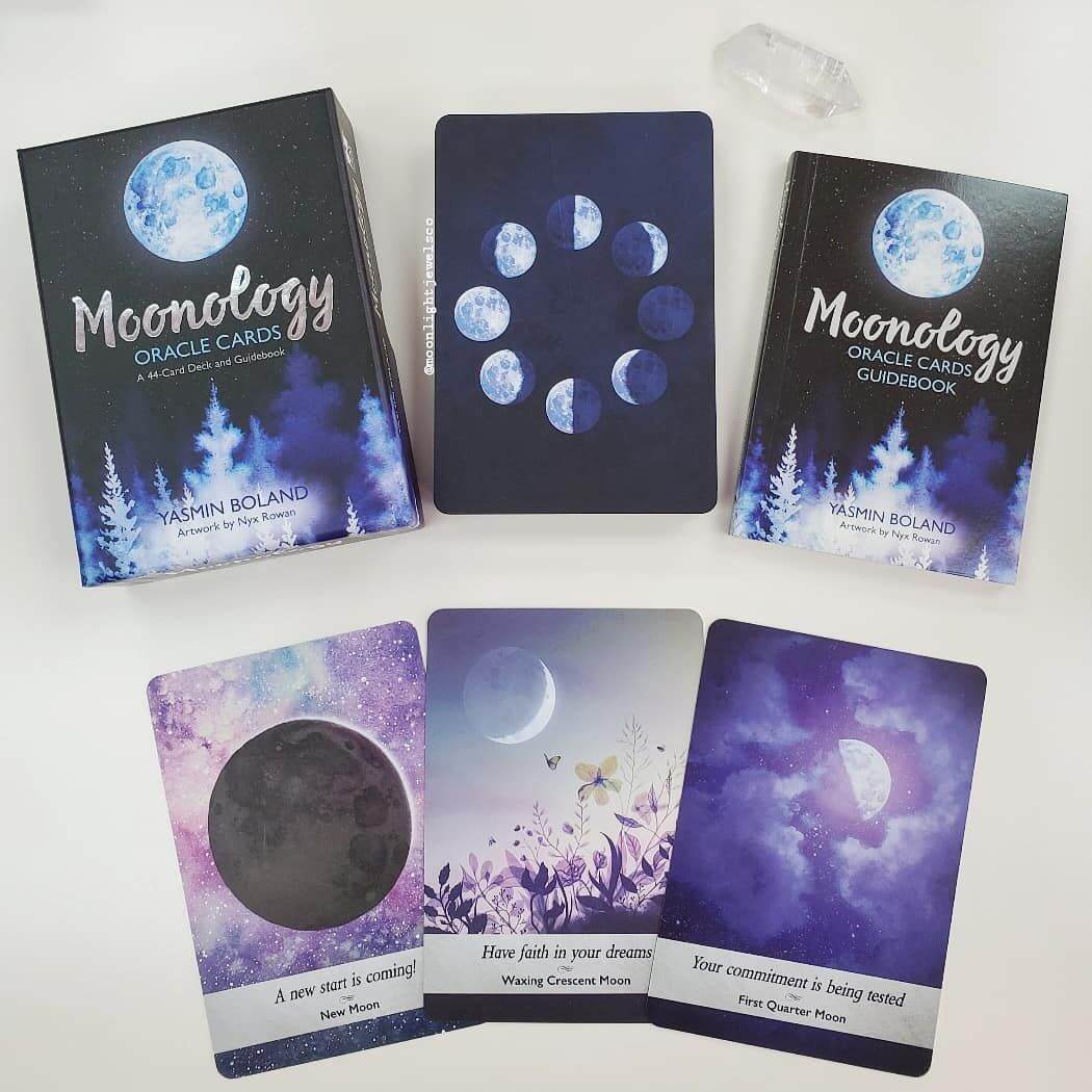 Bài Moonology Oracle Cards