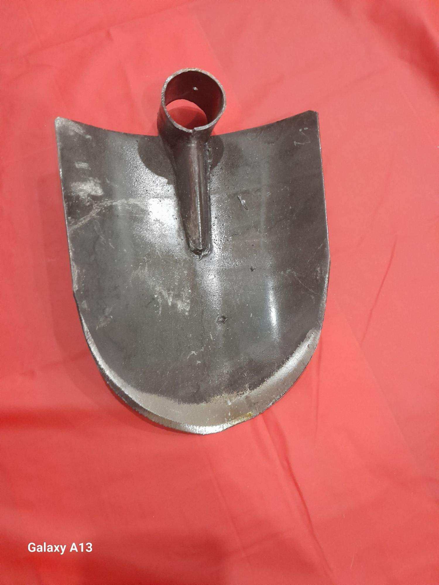 lưỡi cuốc đất số 2 dụng cụ làm vườn