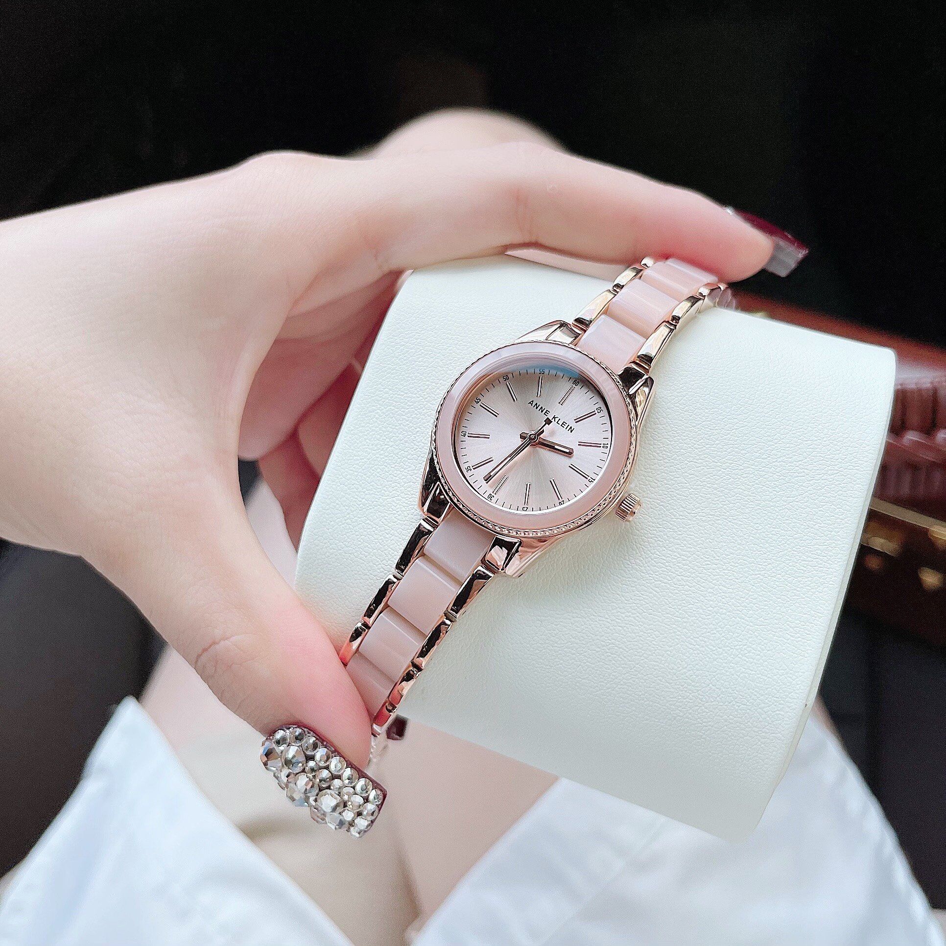 Đồng Hồ Nữ Anne Klein