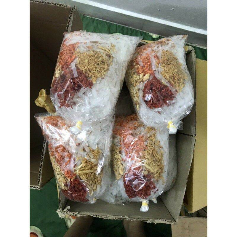 Bánh tráng trộn sa tế cay ruốc sấy