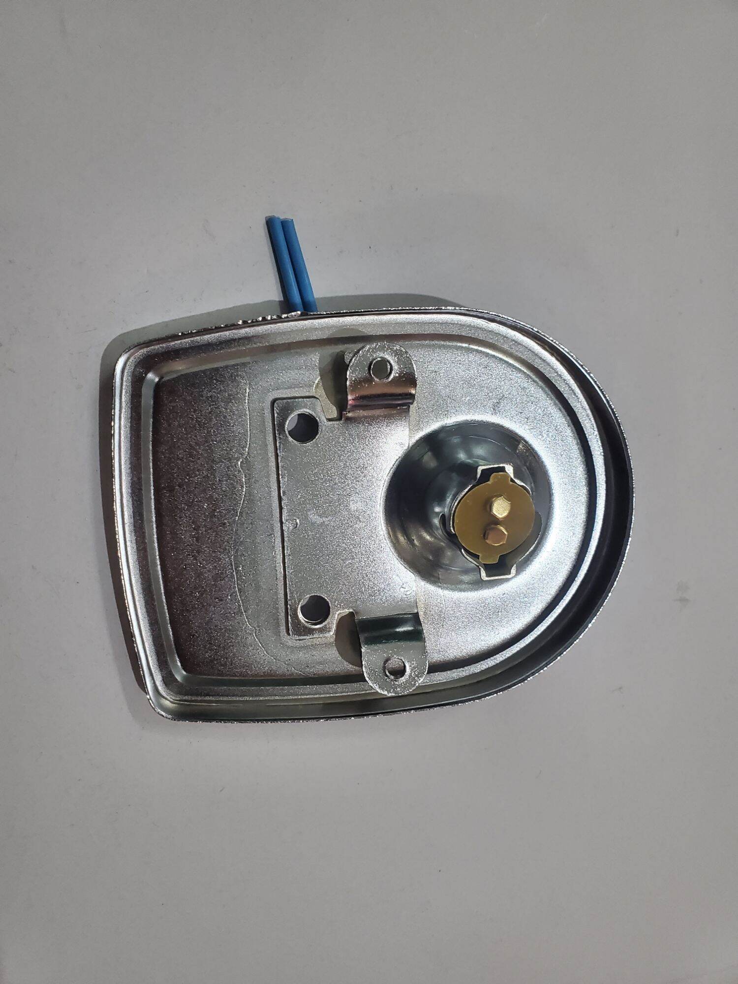 Đế đèn sau gắn cho xe 67,78 và cúp 81