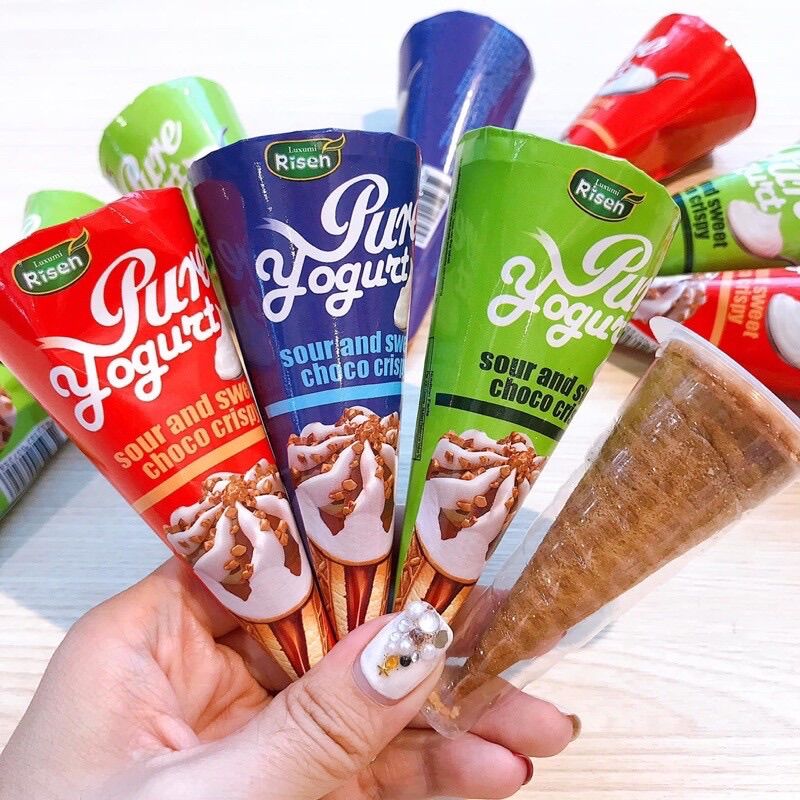 COMBO 12 BÁNH ỐC QUẾ NHÂN SOCOLA YOGURT RISEN