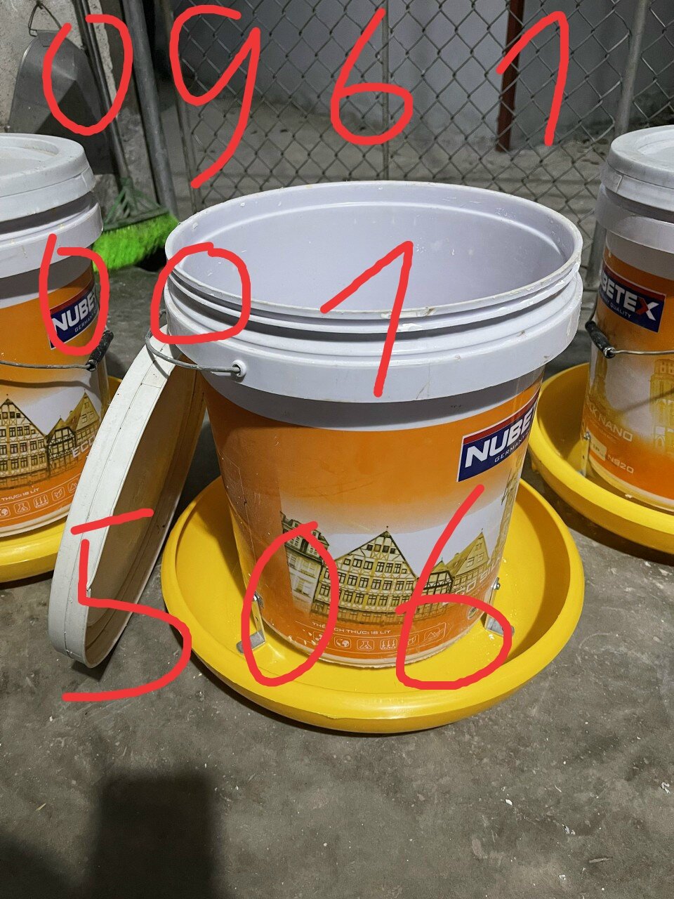 Máng ăn xô sơn dùng cho gia cầm gà vịt ngan ngỗng